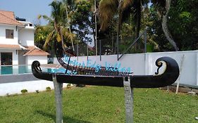 Waters Edge Villas