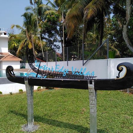 Water'S Edge Villas Alappuzha Экстерьер фото