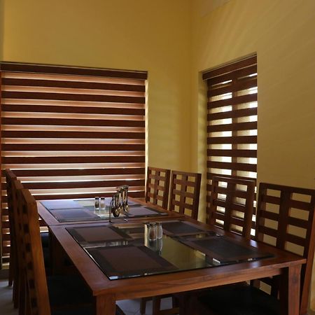 Water'S Edge Villas Alappuzha Экстерьер фото