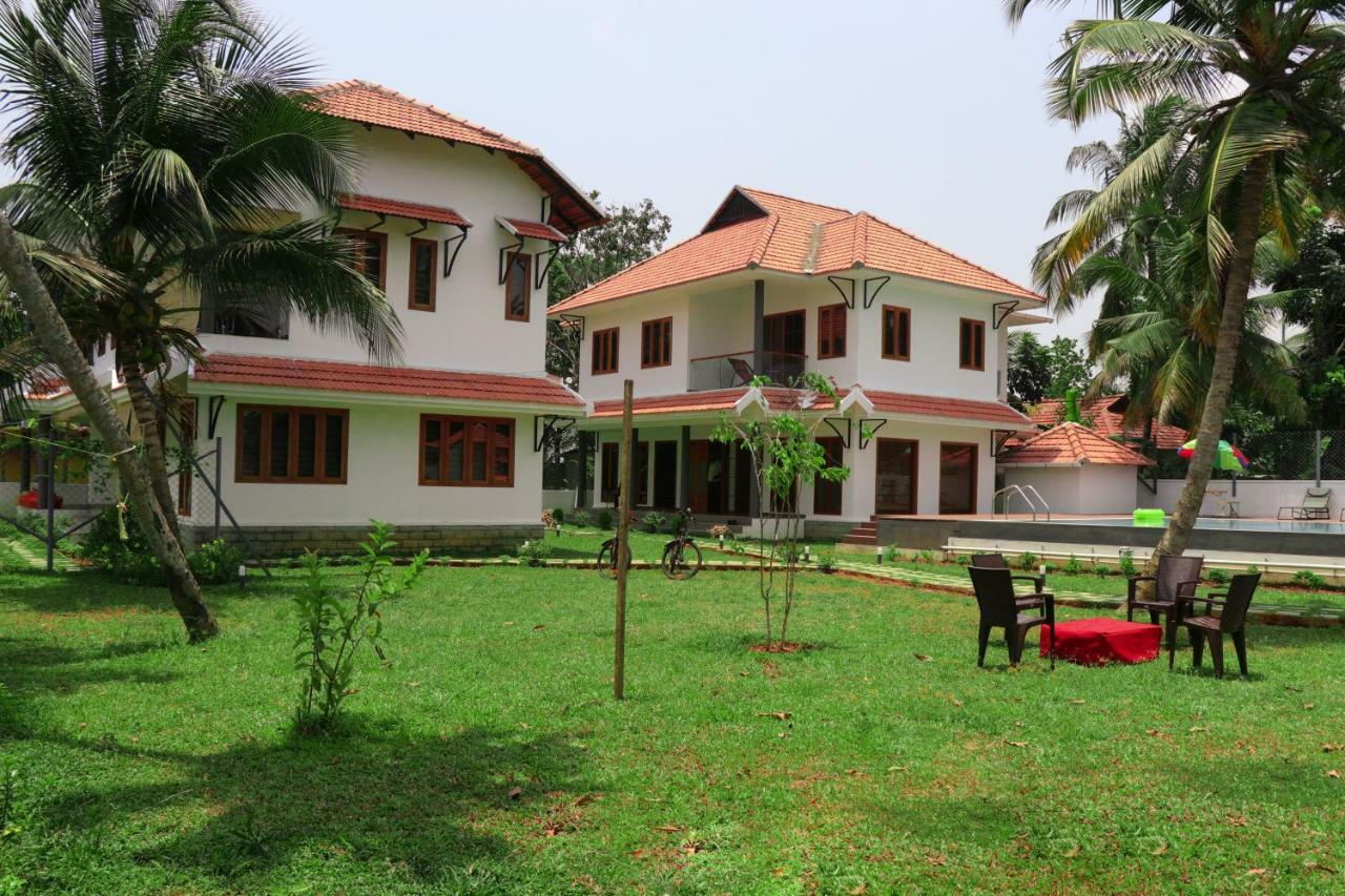 Water'S Edge Villas Alappuzha Экстерьер фото