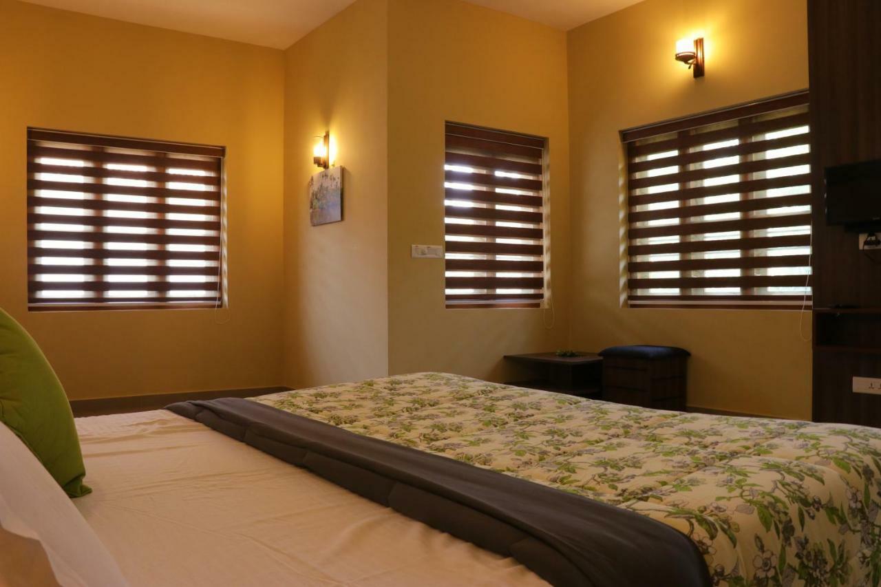 Water'S Edge Villas Alappuzha Экстерьер фото